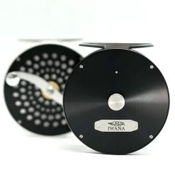 Iwana Steelhead Fliegenrolle - Black