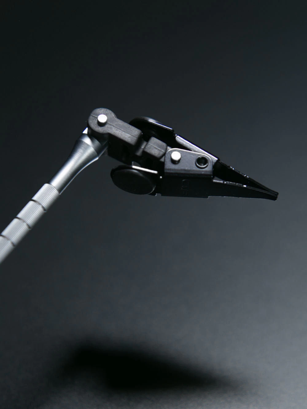 C&F Design Midge Rotary Hackle Pliers (CFT-140-Midge) – Bild 2